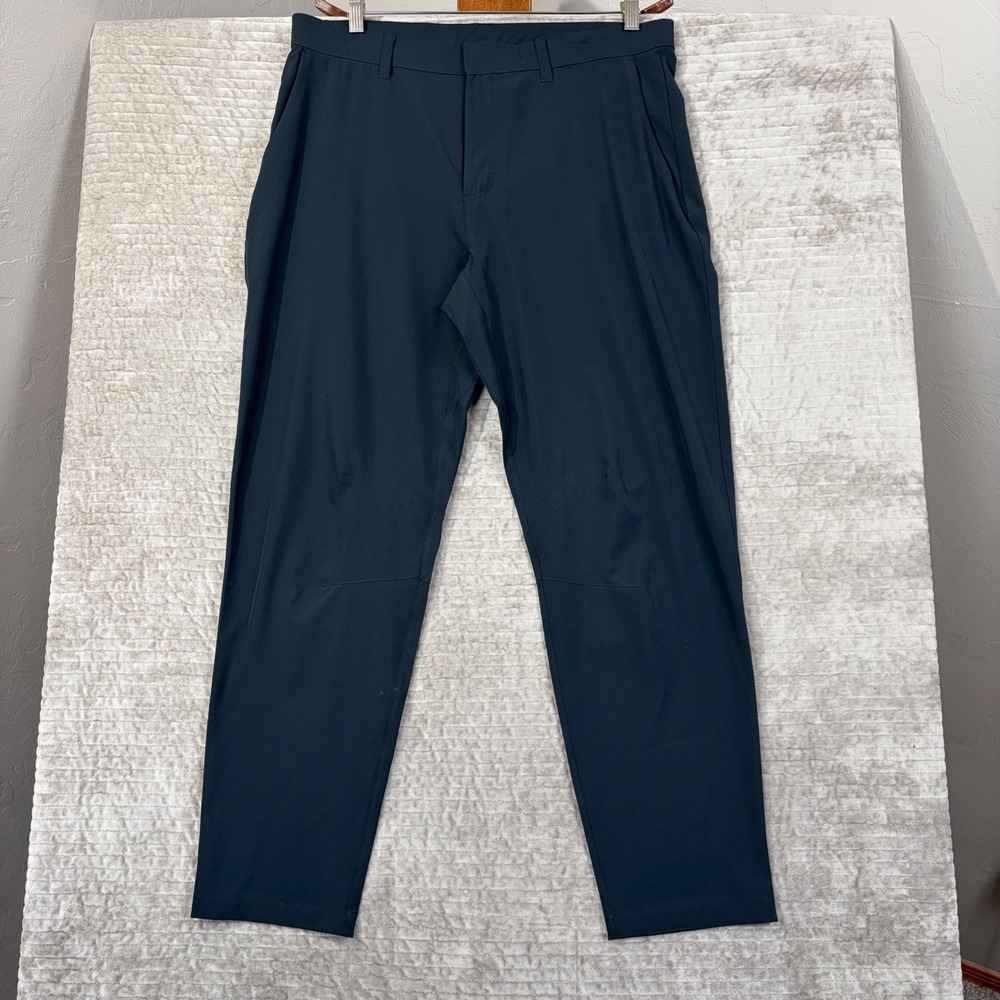 Fabletics‎ Mens Only-Daily Tech Chino Pants Navy Blue Stretch Tapered 35x30
